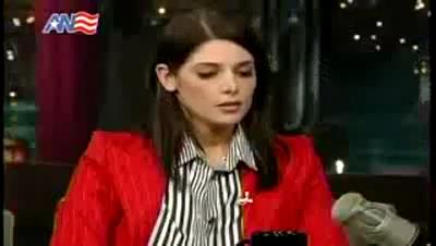 Ashley-Greene_dot_nl-DavidLetterman23april-00100.jpg