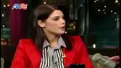 Ashley-Greene_dot_nl-DavidLetterman23april-00101.jpg