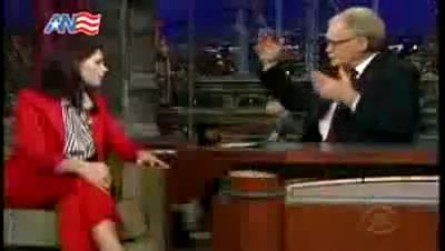 Ashley-Greene_dot_nl-DavidLetterman23april-00126.jpg