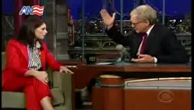 Ashley-Greene_dot_nl-DavidLetterman23april-00127.jpg