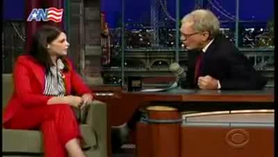 Ashley-Greene_dot_nl-DavidLetterman23april-00171.jpg