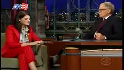 Ashley-Greene_dot_nl-DavidLetterman23april-00173.jpg