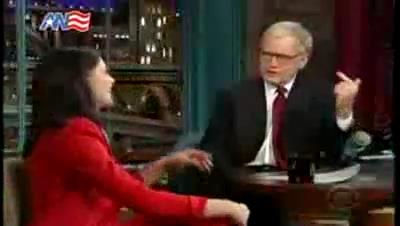 Ashley-Greene_dot_nl-DavidLetterman23april-00176.jpg