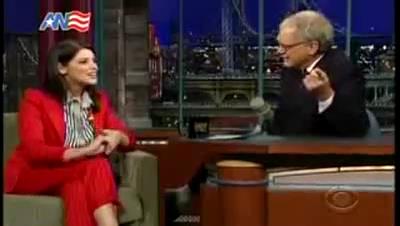 Ashley-Greene_dot_nl-DavidLetterman23april-00192.jpg