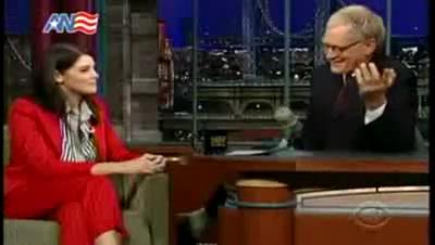 Ashley-Greene_dot_nl-DavidLetterman23april-00201.jpg