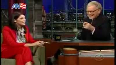 Ashley-Greene_dot_nl-DavidLetterman23april-00202.jpg