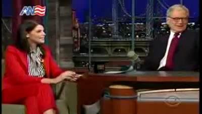 Ashley-Greene_dot_nl-DavidLetterman23april-00204.jpg