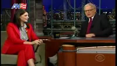 Ashley-Greene_dot_nl-DavidLetterman23april-00214.jpg