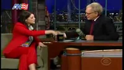 Ashley-Greene_dot_nl-DavidLetterman23april-00215.jpg