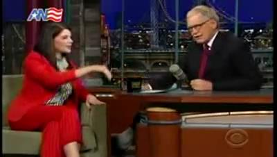 Ashley-Greene_dot_nl-DavidLetterman23april-00216.jpg