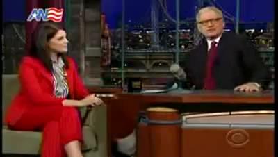 Ashley-Greene_dot_nl-DavidLetterman23april-00217.jpg