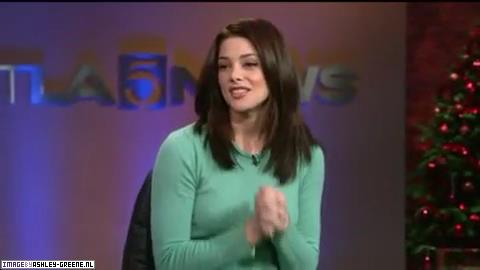 Ashley-Greene_dot_nl-KTLA00060.jpg