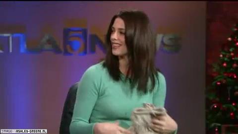 Ashley-Greene_dot_nl-KTLA00067.jpg