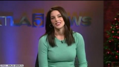 Ashley-Greene_dot_nl-KTLA00110.jpg