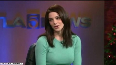 Ashley-Greene_dot_nl-KTLA00172.jpg