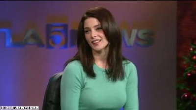 Ashley-Greene_dot_nl-KTLA00174.jpg