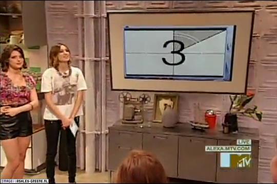 MTVsItsOnWithAlexaChung00278.jpg