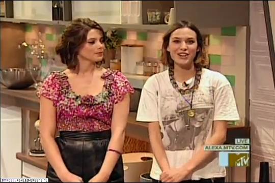 MTVsItsOnWithAlexaChung00303.jpg MTVsItsOnWithAlexaChung00303.jpg