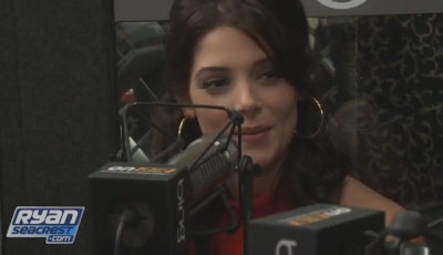 Ashley-Greene-dot-nl_2009RyanSeacrest0015.jpg