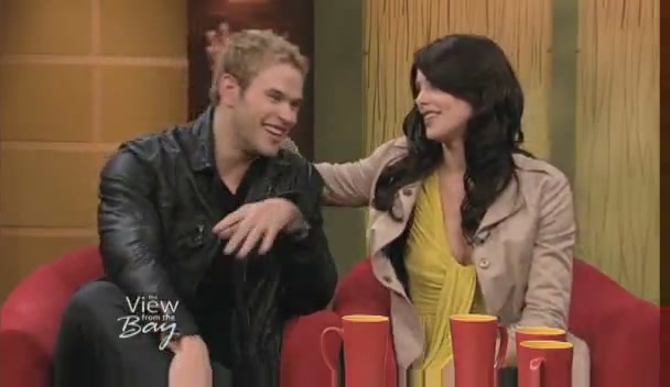 Ashley-Greene-dot-nl_2009ViewFromTheBay0386.jpg Ashley-Greene-dot-nl_2009ViewFromTheBay0386.jpg