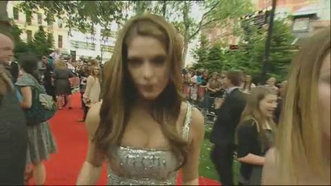 Ashley-Greene_dot_nl-GMTV00033.jpg