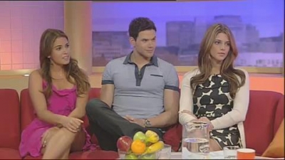 Ashley-Greene_dot_nl-GMTV00062.jpg