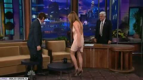 AshleyGreene_dot_nl-AchterdeSchermen14Juli2010JayLeno00012.jpg AshleyGreene_dot_nl-AchterdeSchermen14Juli2010JayLeno00012.jpg