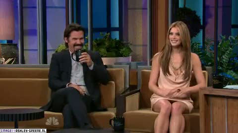 AshleyGreene_dot_nl-AchterdeSchermen14Juli2010JayLeno00023.jpg AshleyGreene_dot_nl-AchterdeSchermen14Juli2010JayLeno00023.jpg