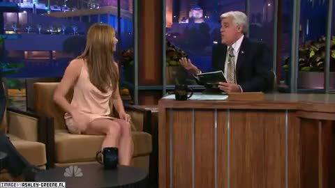 AshleyGreene_dot_nl-AchterdeSchermen14Juli2010JayLeno00029.jpg AshleyGreene_dot_nl-AchterdeSchermen14Juli2010JayLeno00029.jpg