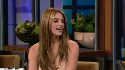 AshleyGreene_dot_nl-AchterdeSchermen14Juli2010JayLeno00062.jpg AshleyGreene_dot_nl-AchterdeSchermen14Juli2010JayLeno00062.jpg