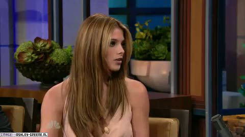 AshleyGreene_dot_nl-AchterdeSchermen14Juli2010JayLeno00122.jpg AshleyGreene_dot_nl-AchterdeSchermen14Juli2010JayLeno00122.jpg