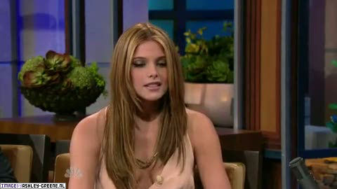 AshleyGreene_dot_nl-AchterdeSchermen14Juli2010JayLeno00125.jpg AshleyGreene_dot_nl-AchterdeSchermen14Juli2010JayLeno00125.jpg
