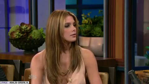 AshleyGreene_dot_nl-AchterdeSchermen14Juli2010JayLeno00126.jpg AshleyGreene_dot_nl-AchterdeSchermen14Juli2010JayLeno00126.jpg