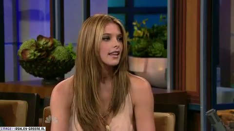 AshleyGreene_dot_nl-AchterdeSchermen14Juli2010JayLeno00141.jpg AshleyGreene_dot_nl-AchterdeSchermen14Juli2010JayLeno00141.jpg