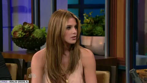 AshleyGreene_dot_nl-AchterdeSchermen14Juli2010JayLeno00142.jpg AshleyGreene_dot_nl-AchterdeSchermen14Juli2010JayLeno00142.jpg