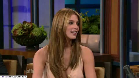 AshleyGreene_dot_nl-AchterdeSchermen14Juli2010JayLeno00181.jpg AshleyGreene_dot_nl-AchterdeSchermen14Juli2010JayLeno00181.jpg