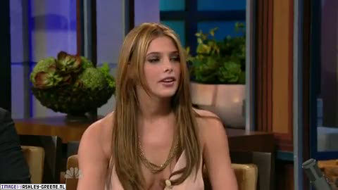 AshleyGreene_dot_nl-AchterdeSchermen14Juli2010JayLeno00258.jpg AshleyGreene_dot_nl-AchterdeSchermen14Juli2010JayLeno00258.jpg