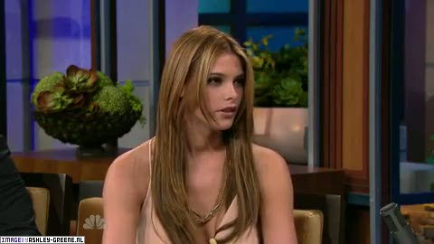AshleyGreene_dot_nl-AchterdeSchermen14Juli2010JayLeno00269.jpg AshleyGreene_dot_nl-AchterdeSchermen14Juli2010JayLeno00269.jpg