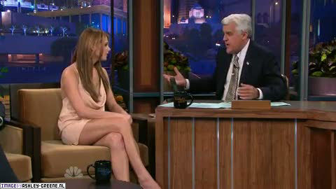 AshleyGreene_dot_nl-AchterdeSchermen14Juli2010JayLeno00279.jpg AshleyGreene_dot_nl-AchterdeSchermen14Juli2010JayLeno00279.jpg