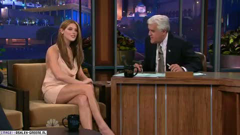 AshleyGreene_dot_nl-AchterdeSchermen14Juli2010JayLeno00281.jpg AshleyGreene_dot_nl-AchterdeSchermen14Juli2010JayLeno00281.jpg