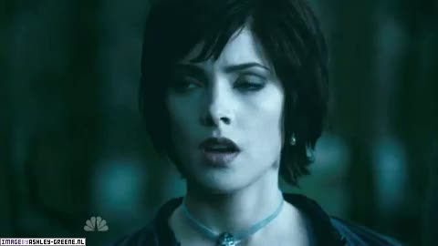 AshleyGreene_dot_nl-AchterdeSchermen14Juli2010JayLeno00330.jpg AshleyGreene_dot_nl-AchterdeSchermen14Juli2010JayLeno00330.jpg