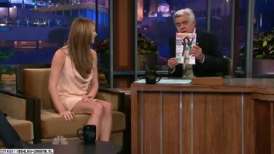 AshleyGreene_dot_nl-AchterdeSchermen14Juli2010JayLeno00035.jpg