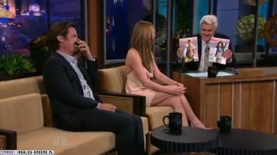 AshleyGreene_dot_nl-AchterdeSchermen14Juli2010JayLeno00058.jpg