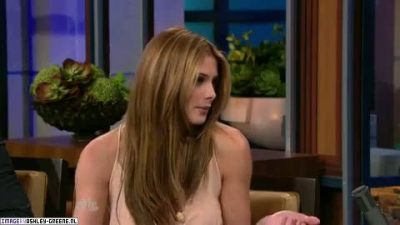 AshleyGreene_dot_nl-AchterdeSchermen14Juli2010JayLeno00147.jpg