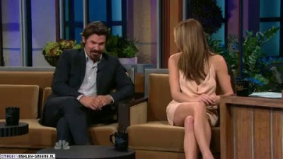 AshleyGreene_dot_nl-AchterdeSchermen14Juli2010JayLeno00228.jpg