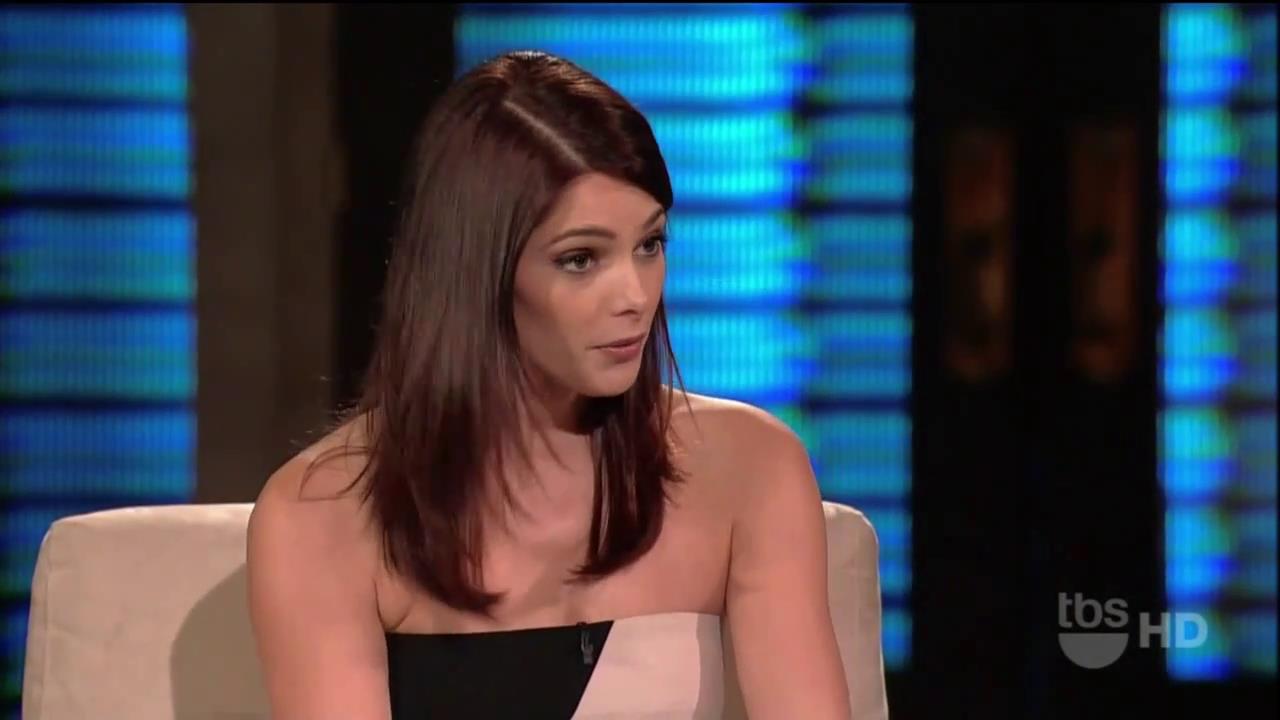 Ashley-Greene_dot_nl-LopezTonight23november2010-00135.jpg Ashley-Greene_dot_nl-LopezTonight23november2010-00135.jpg
