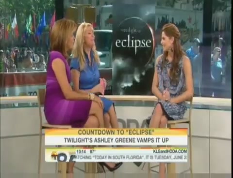 Ashley-Greene-dot-nl_2010TheTodayShow0024.jpg
