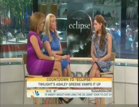 Ashley-Greene-dot-nl_2010TheTodayShow0074.jpg