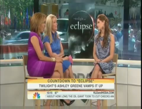 Ashley-Greene-dot-nl_2010TheTodayShow0075.jpg