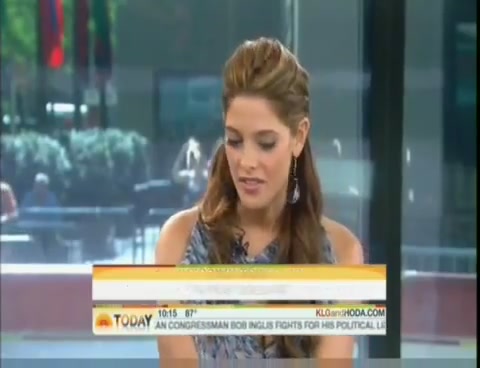 Ashley-Greene-dot-nl_2010TheTodayShow0097.jpg Ashley-Greene-dot-nl_2010TheTodayShow0097.jpg